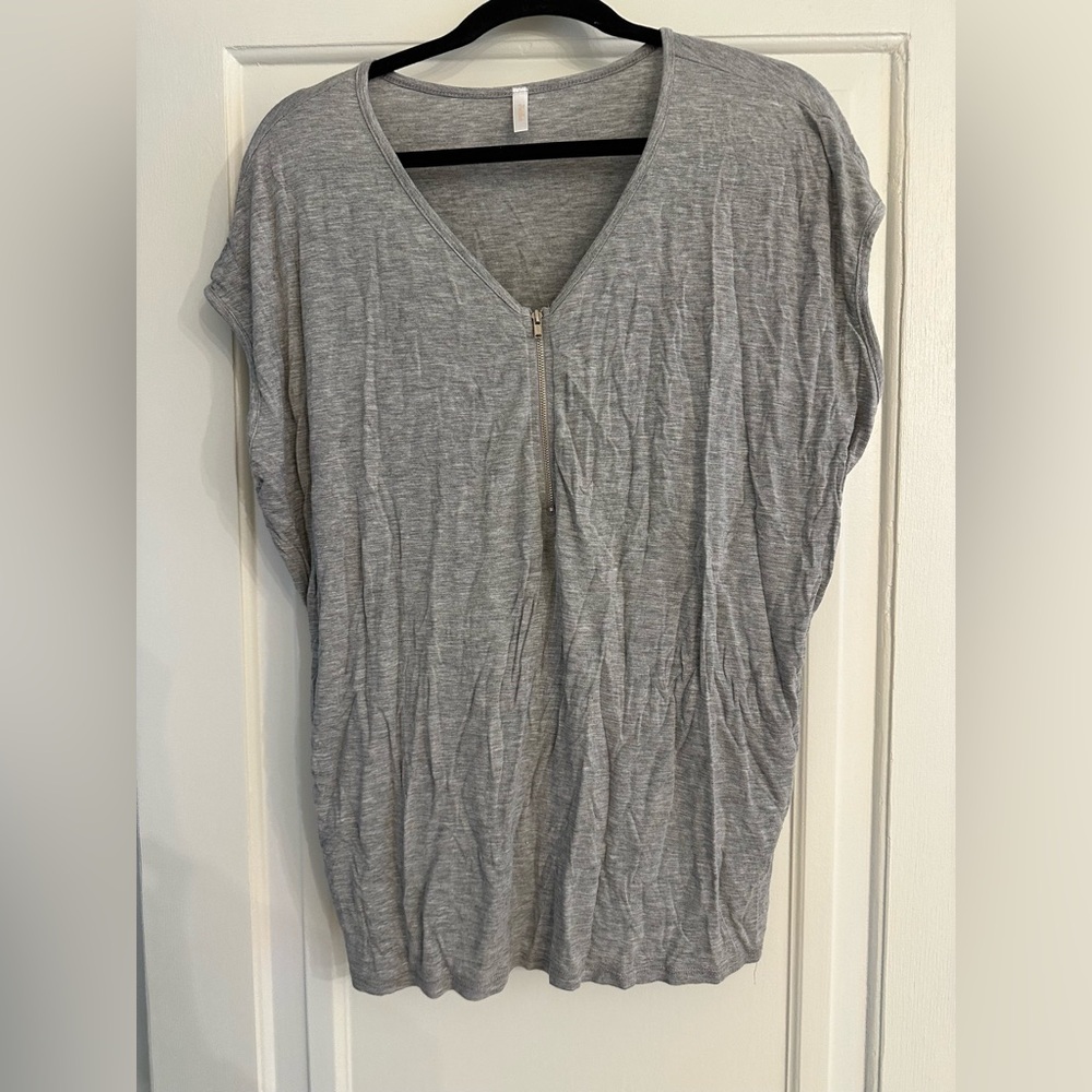 PinkBlush maternity top size small